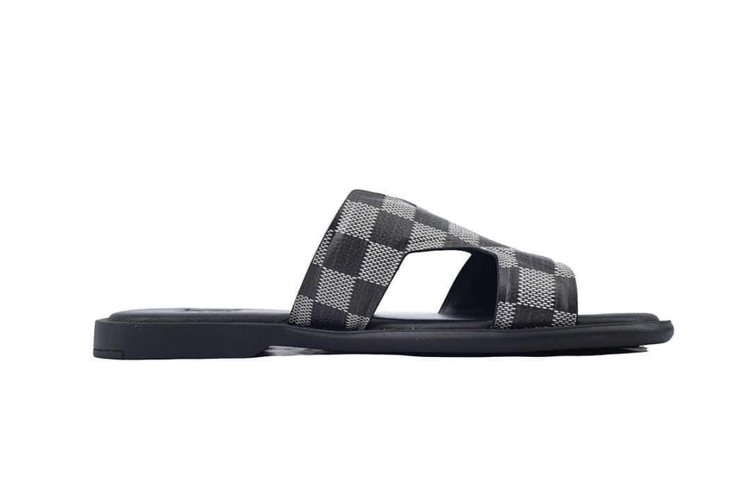 Louis Vuitton LV Slipper Strap Slippers Oasis Black And White Check