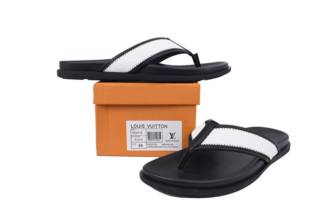 Louis Vuitton LV Slipper Flip Flops Net Black And White