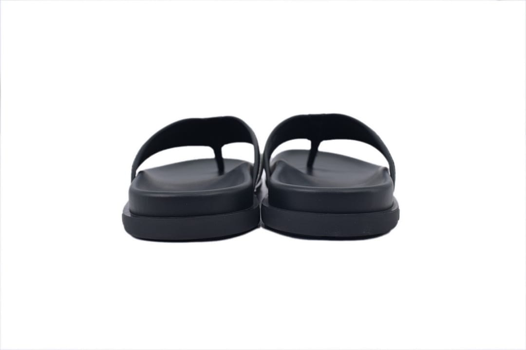 Louis Vuitton LV Slipper Flip Flops Net Black And White