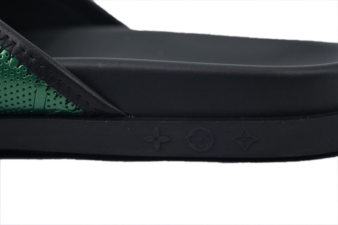 Louis Vuitton LV Slipper Flip Flops Net Surface Black Green