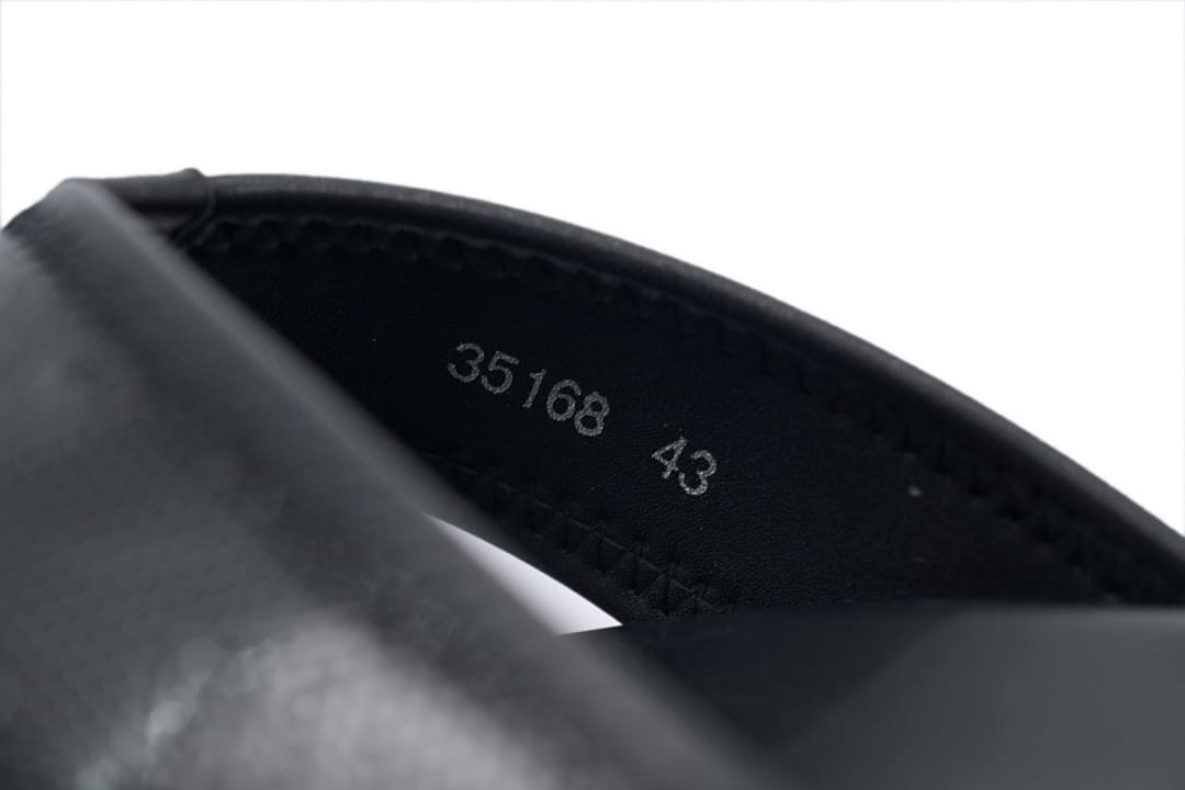 Louis Vuitton LV Slipper Flip Flops Black Skin