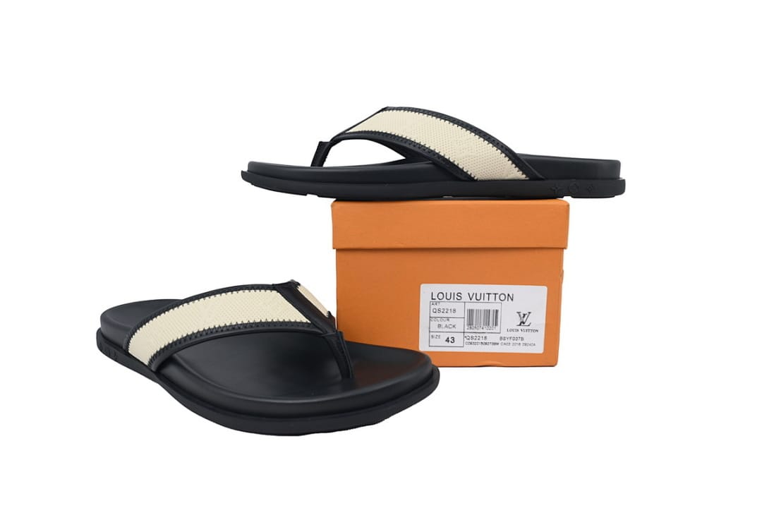 Louis Vuitton LV Slipper Flip Flops Net Surface Beige