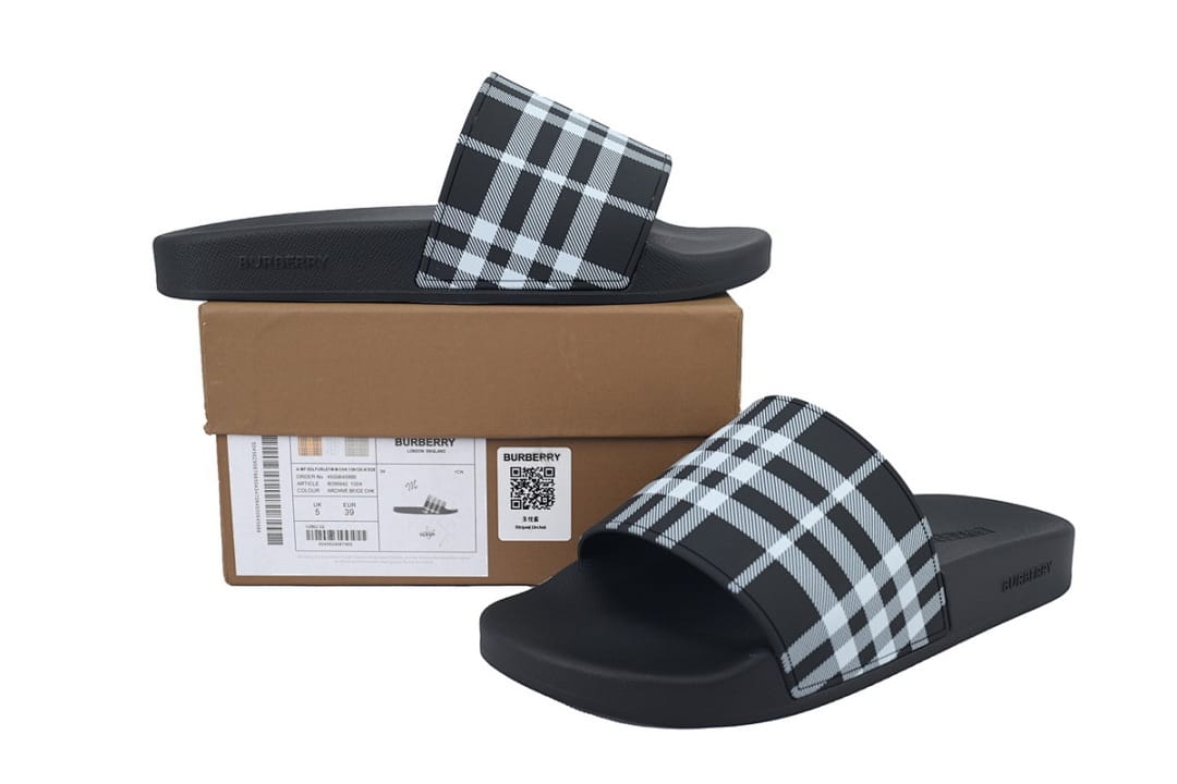 Burberry Slipper Strap Slippers Black