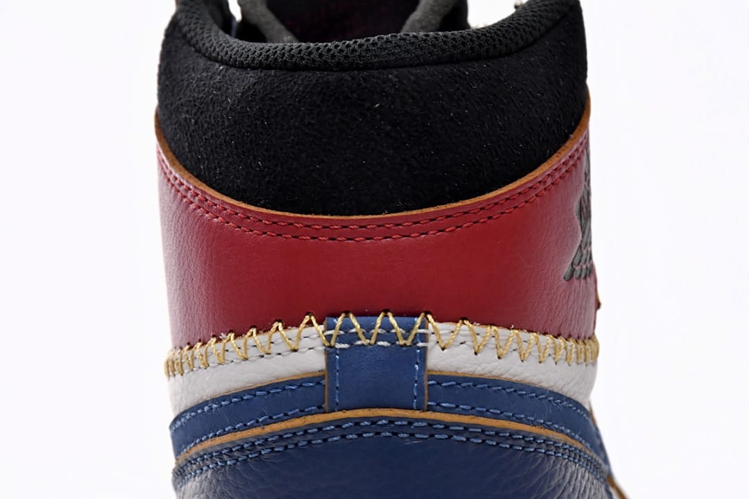 Air Jordan 1 Retro High OG Blue Toe (Colorway 6)