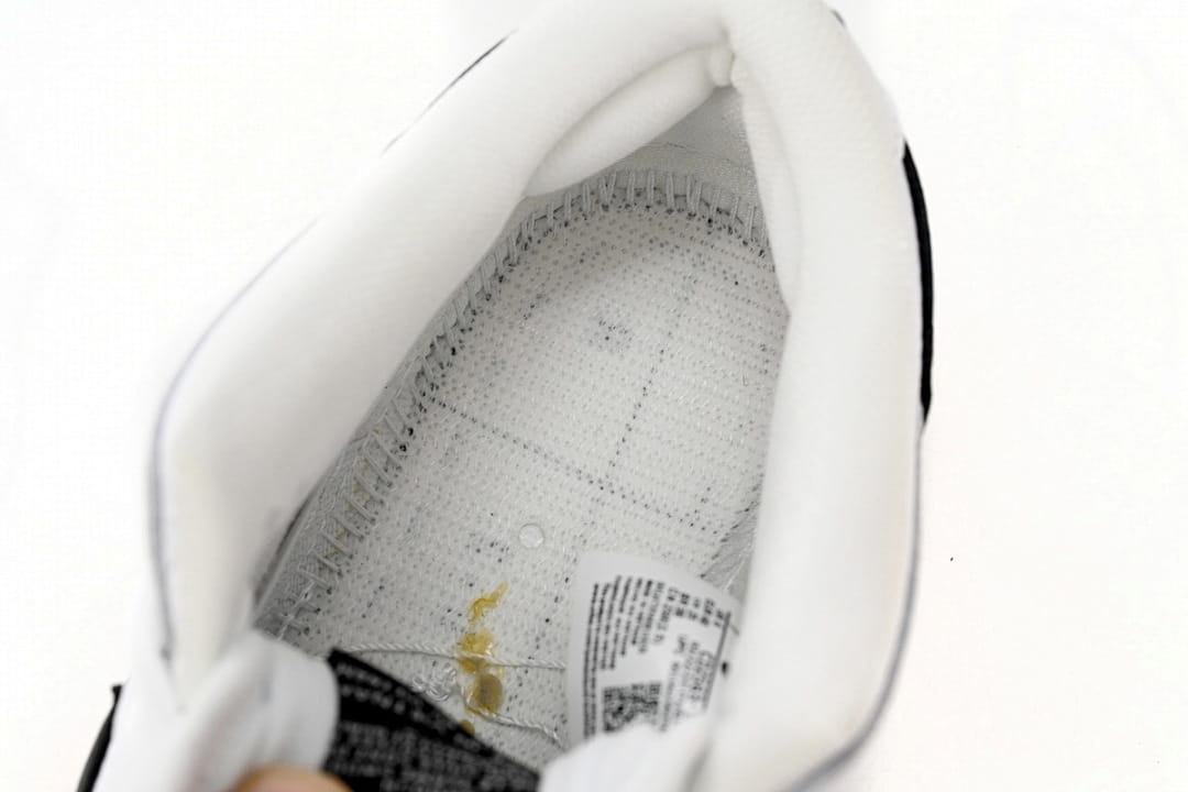 Nike Dunk Low SB SX Edition ’White gum