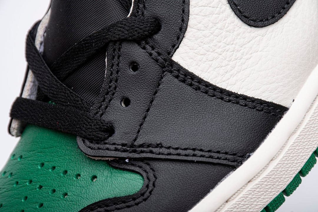 Air Jordan 1 High OG Pine Green (Colorway 3)
