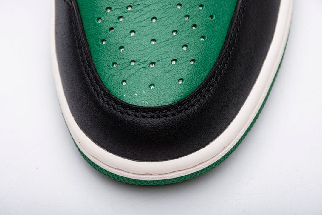 Air Jordan 1 High OG Pine Green (Colorway 3)