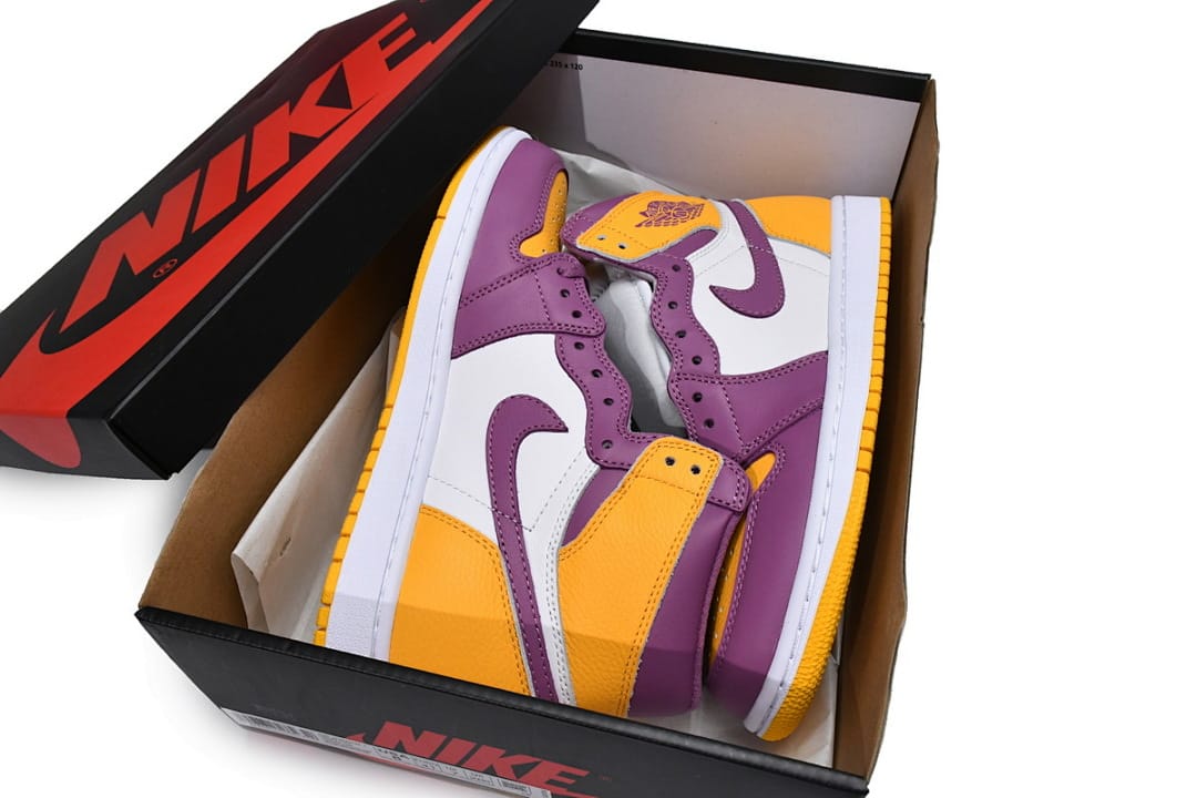 Air Jordan 1 High OG Brotherhood