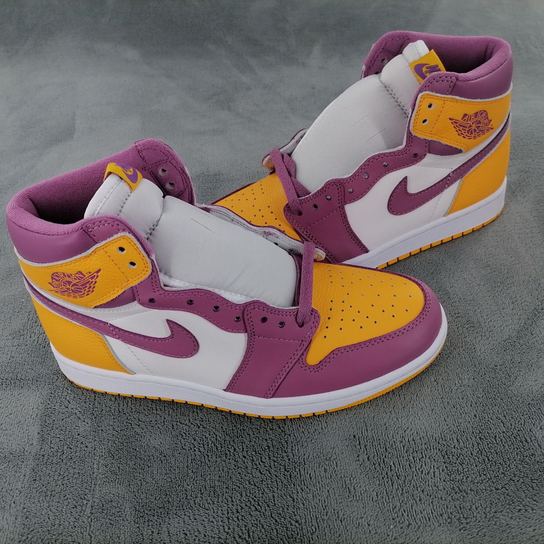 Air Jordan 1 High OG Brotherhood