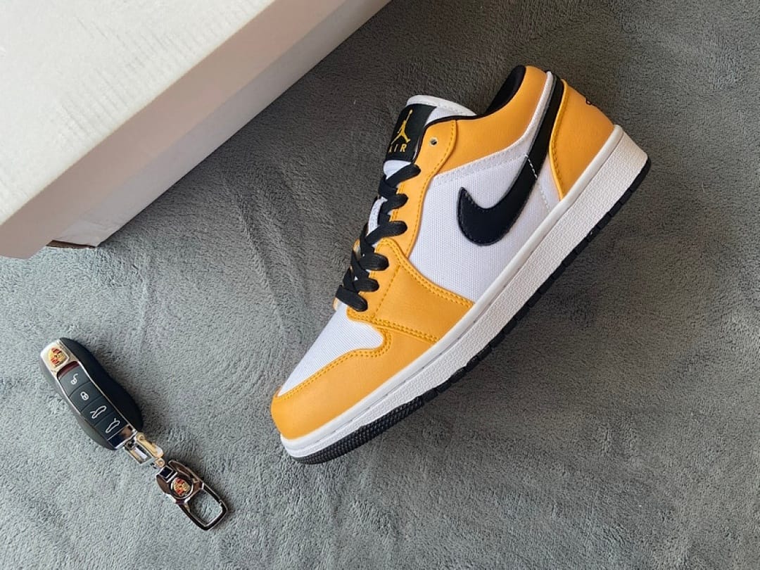 Air Jordan 1 Low Laser Orange
