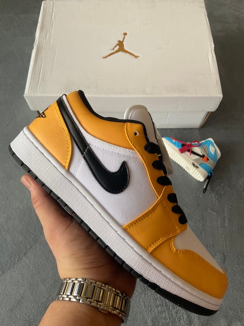 Air Jordan 1 Low Laser Orange