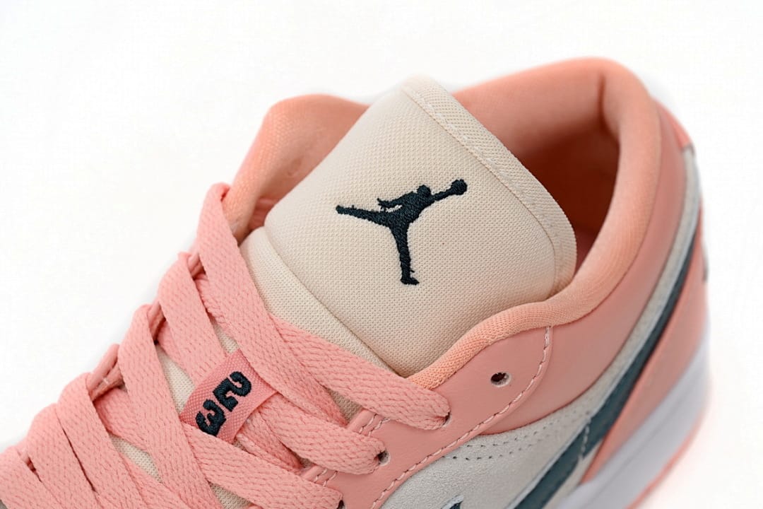 Air Jordan 1 Low Pink Blue