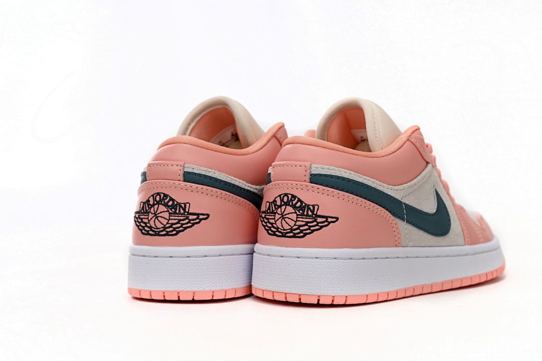 Air Jordan 1 Low Pink Blue