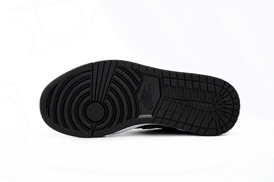 Air Jordan 1 Low Black White