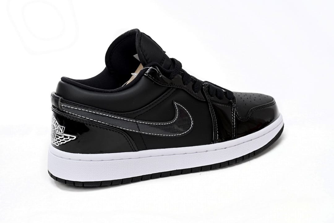 Air Jordan 1 Low Black White