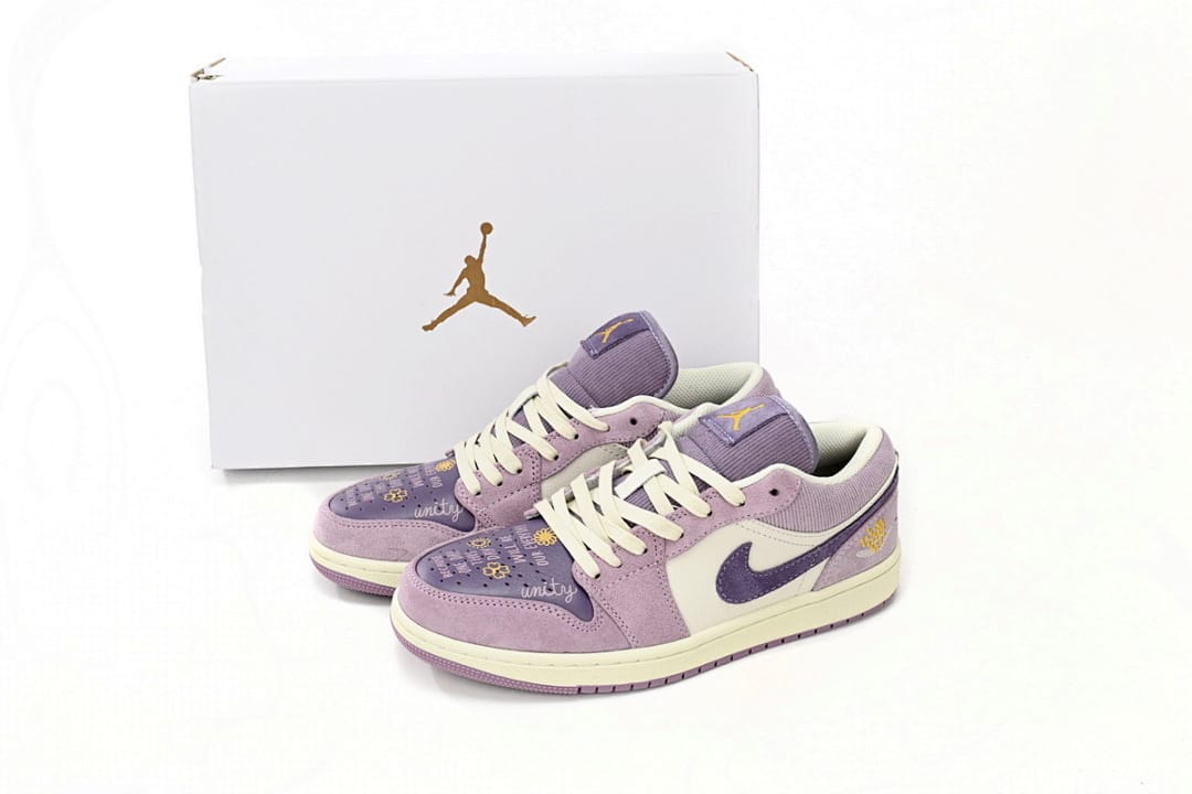 Air Jordan 1 Low International Women
