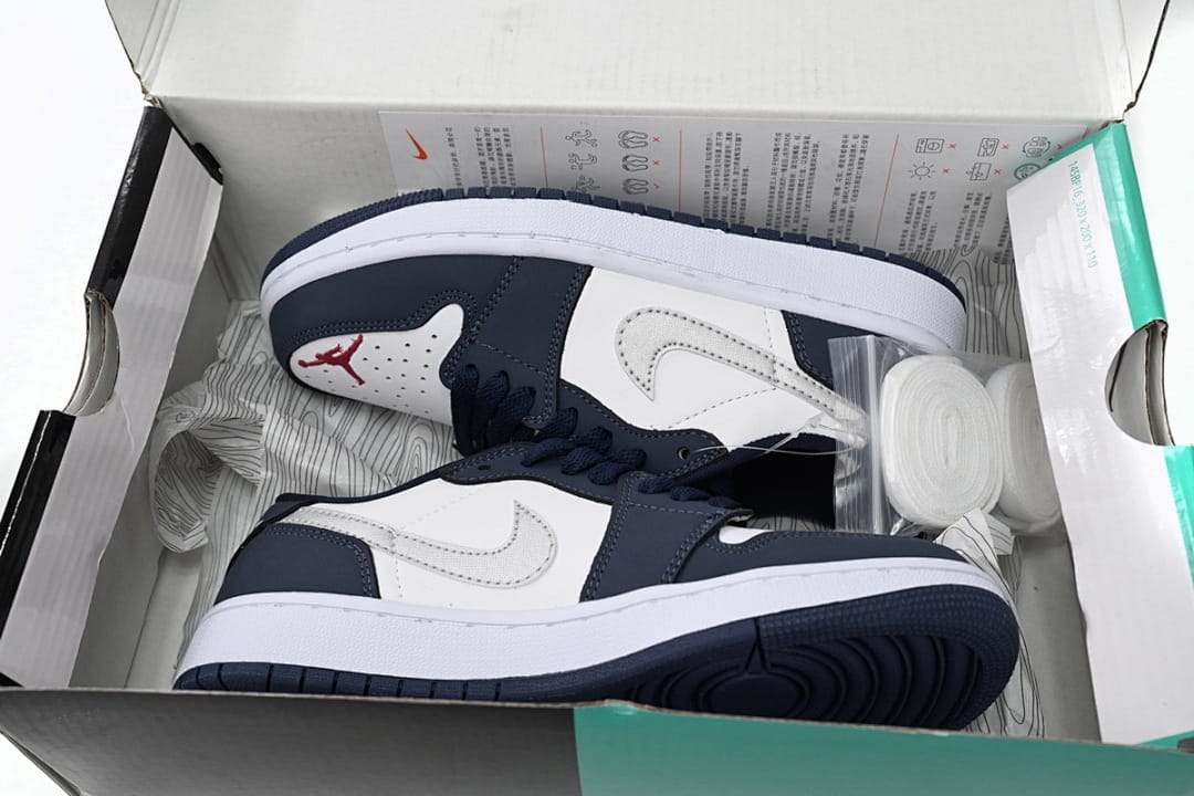 Air Jordan 1 Low Navy SB