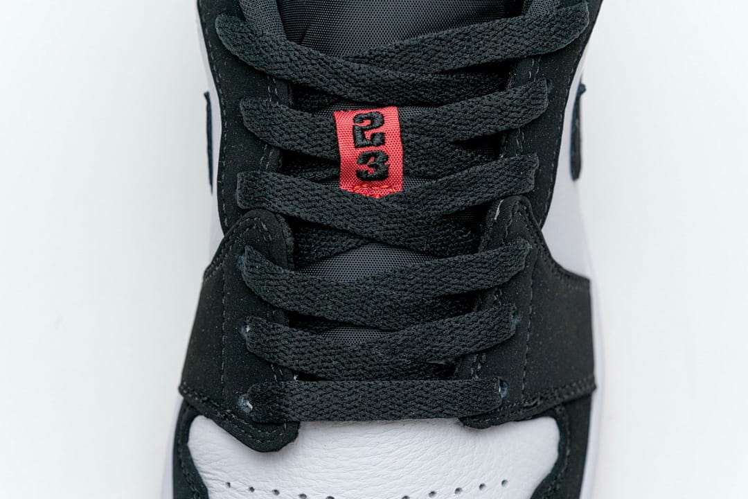 Air Jordan 1 Low Black Toe (Colorway 2)