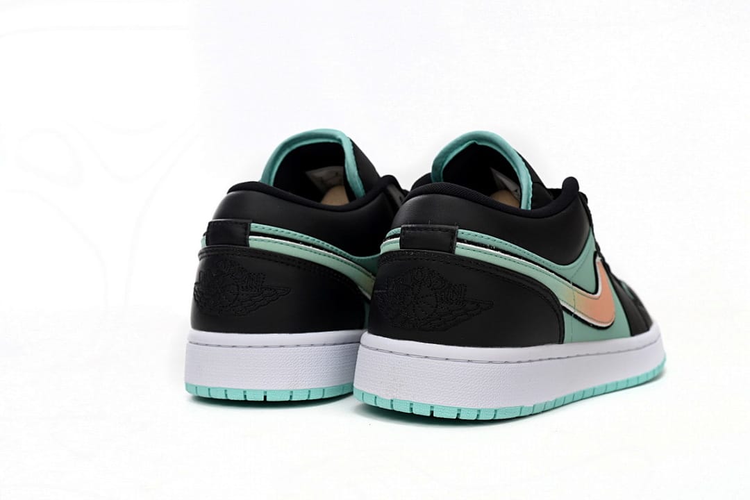 Air Jordan 1 Low SE Tropical Twist