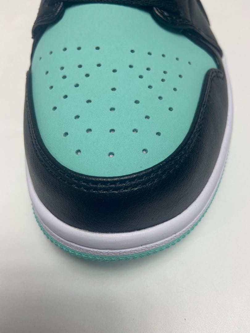 Air Jordan 1 Low SE Tropical Twist