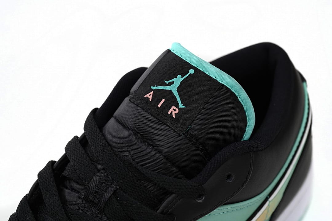 Air Jordan 1 Low SE Tropical Twist