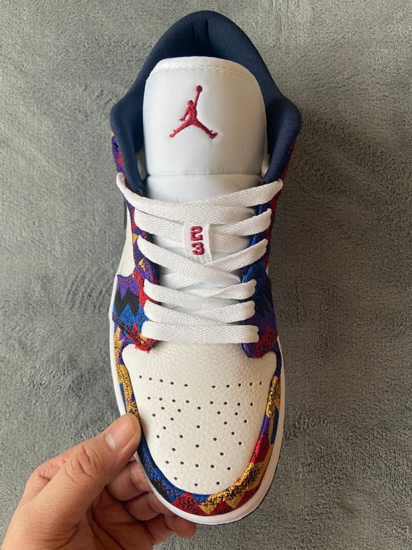 Air Jordan 1 Low Sweater