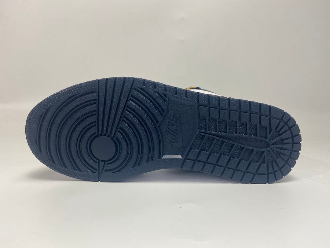 Air Jordan 1 Low Sweater