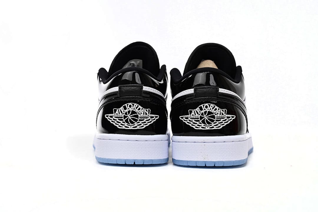 Air Jordan 1 Low Concord