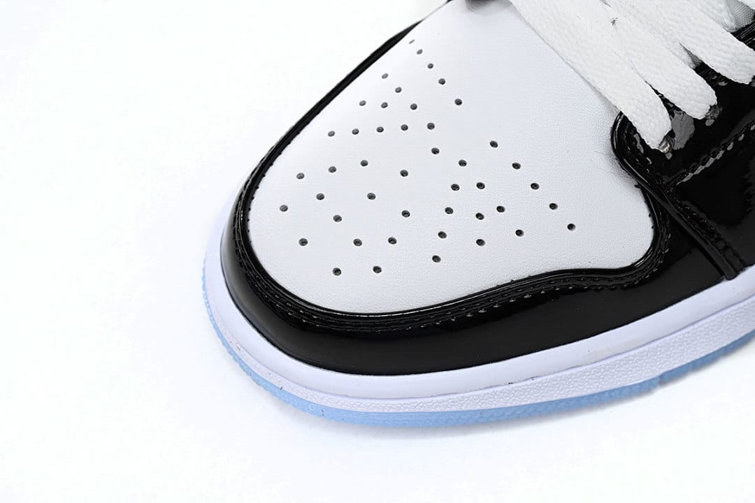 Air Jordan 1 Low Concord