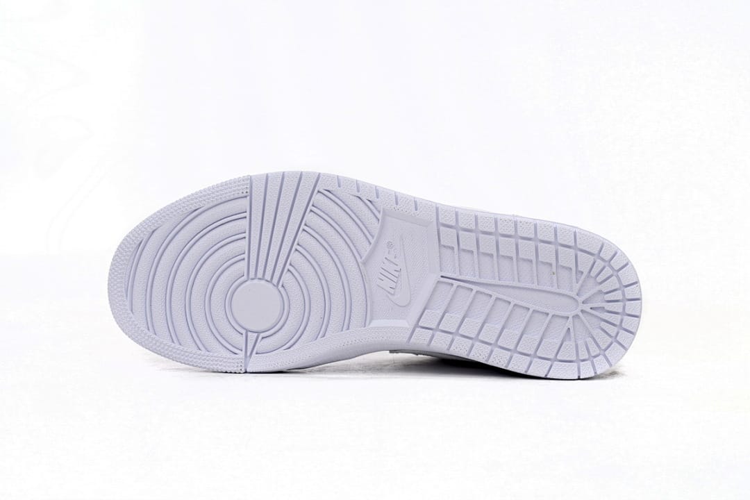 Air Jordan 1 Low White Pure Platinum