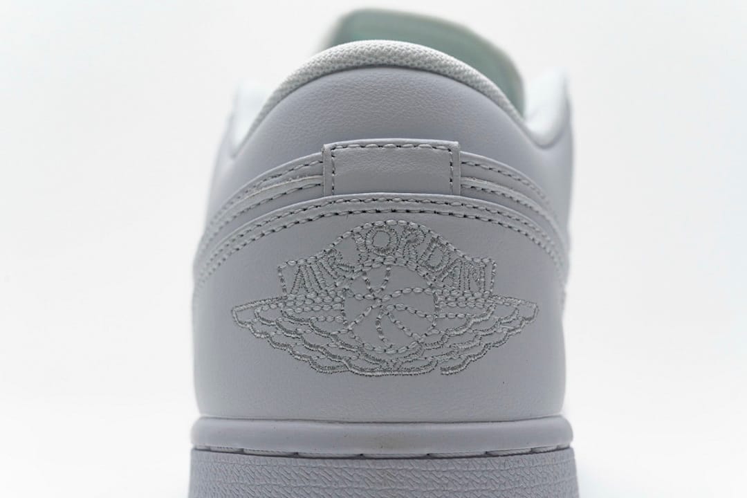 Air Jordan 1 Low White Pure Platnium