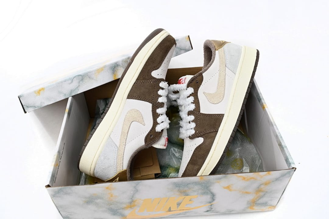 Air Jordan 1 Low OG Year of the Rabbit