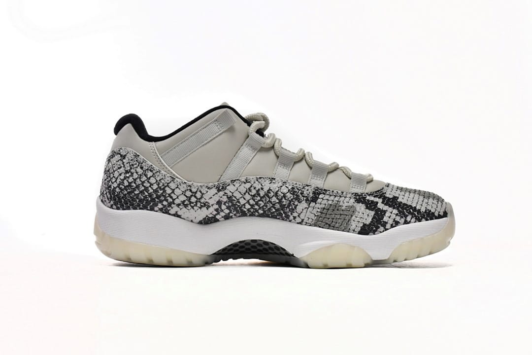 Air Jordan 11 Retro Low x OFF White Low Light Bone Snakeskin (Colorway 2)