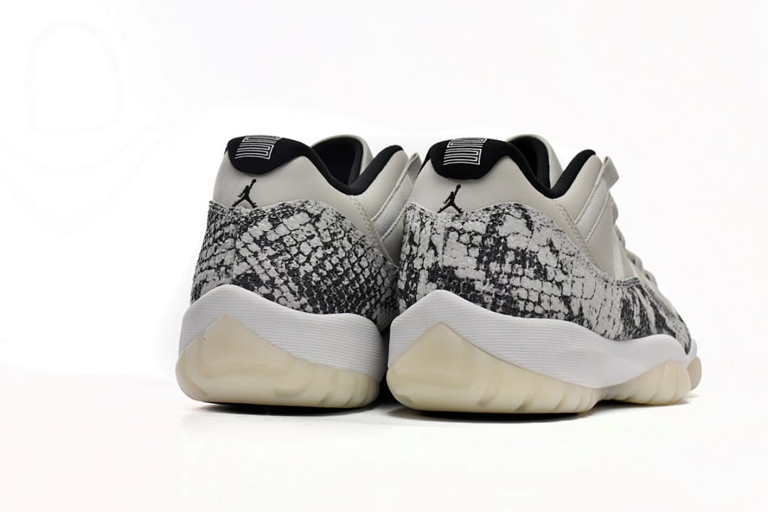 Air Jordan 11 Retro Low x OFF White Low Light Bone Snakeskin (Colorway 2)