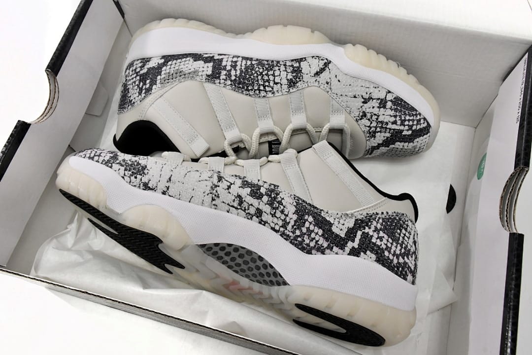 Air Jordan 11 Retro Low x OFF White Low Light Bone Snakeskin (Colorway 2)