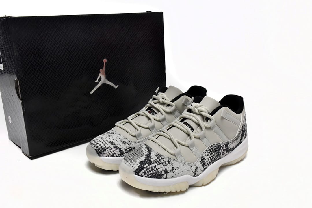 Air Jordan 11 Retro Low x OFF White Low Light Bone Snakeskin (Colorway 2)