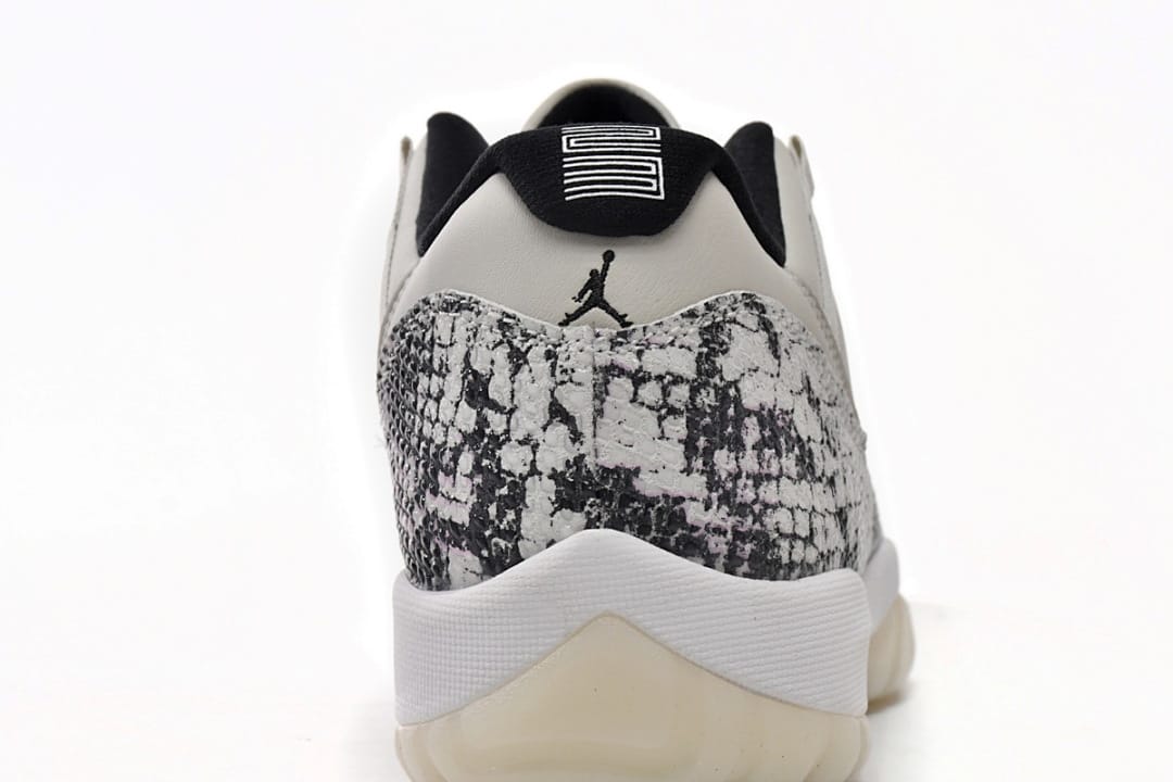 Air Jordan 11 Retro Low x OFF White Low Light Bone Snakeskin (Colorway 2)