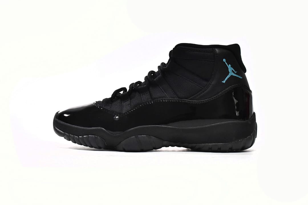 Air Jordan 11 Retro x A Ma Maniére Gamma Blue (Colorway 6)