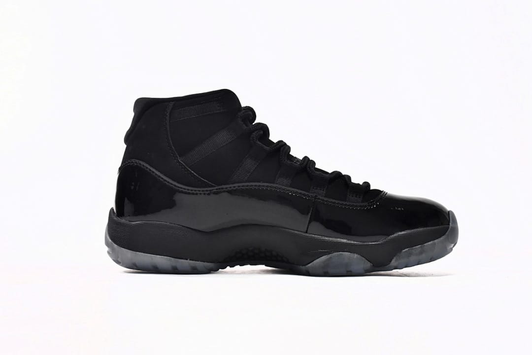 Air Jordan 11 Retro x OFF White Cap and Gown (Colorway 3)