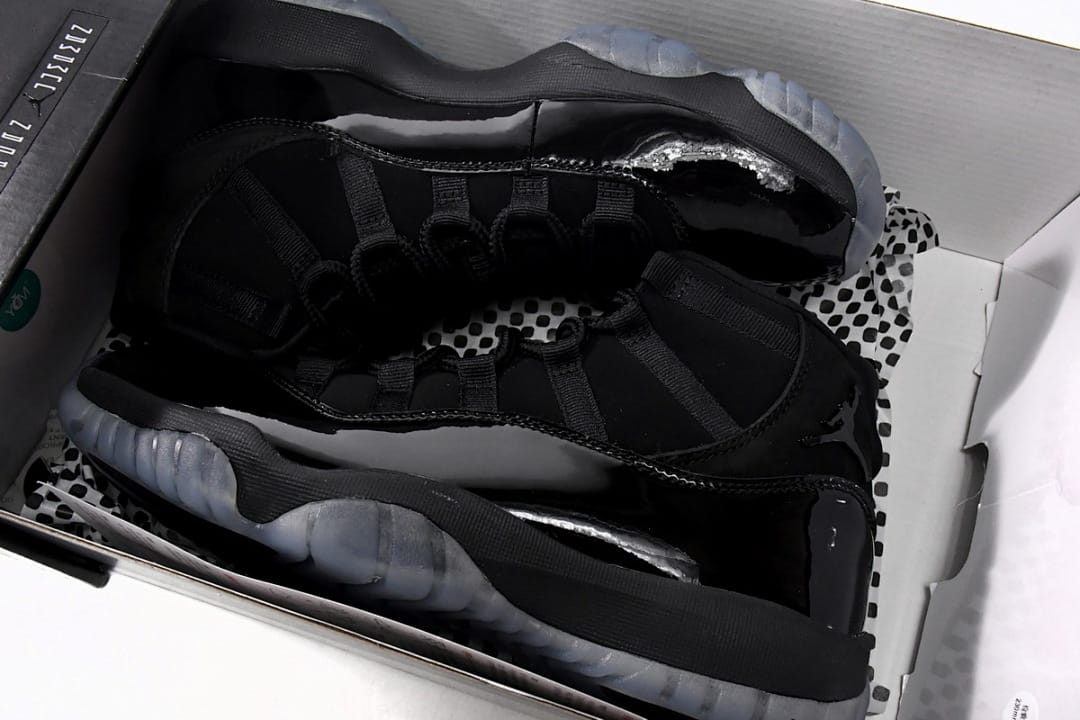 Air Jordan 11 Retro x OFF White Cap and Gown (Colorway 3)