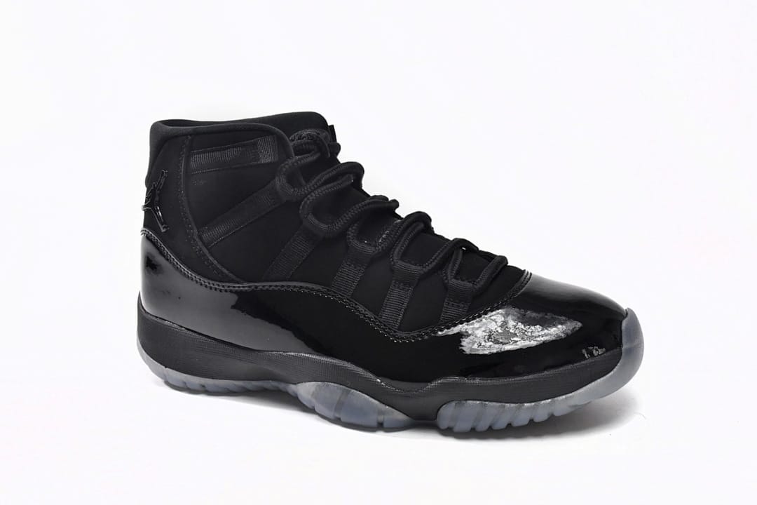 Air Jordan 11 Retro x OFF White Cap and Gown (Colorway 3)