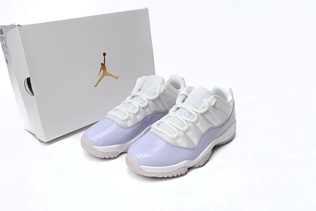 Air Jordan 11 Retro x OFF White Pure Violet
