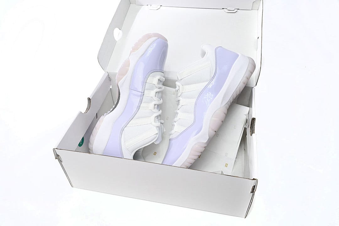 Air Jordan 11 Retro x OFF White Pure Violet