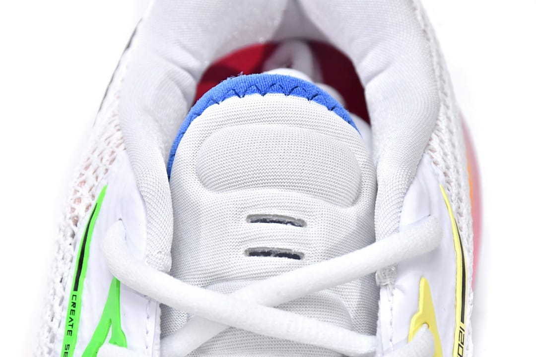 Nike Zoom G.T. White Blue