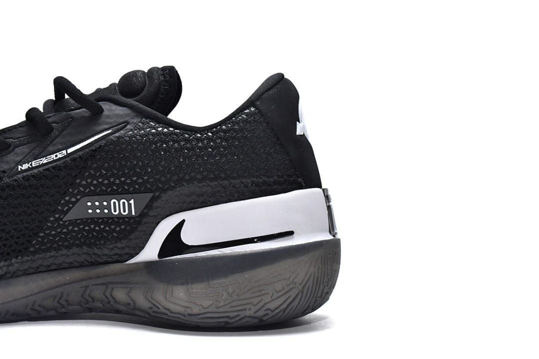 Nike Zoom G.T. Black White