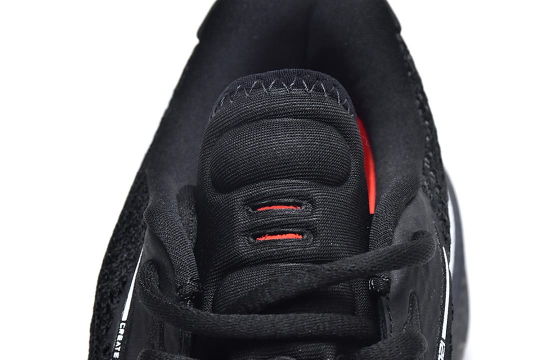 Nike Zoom G.T. Black White