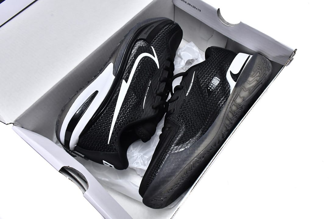 Nike Zoom G.T. Black White