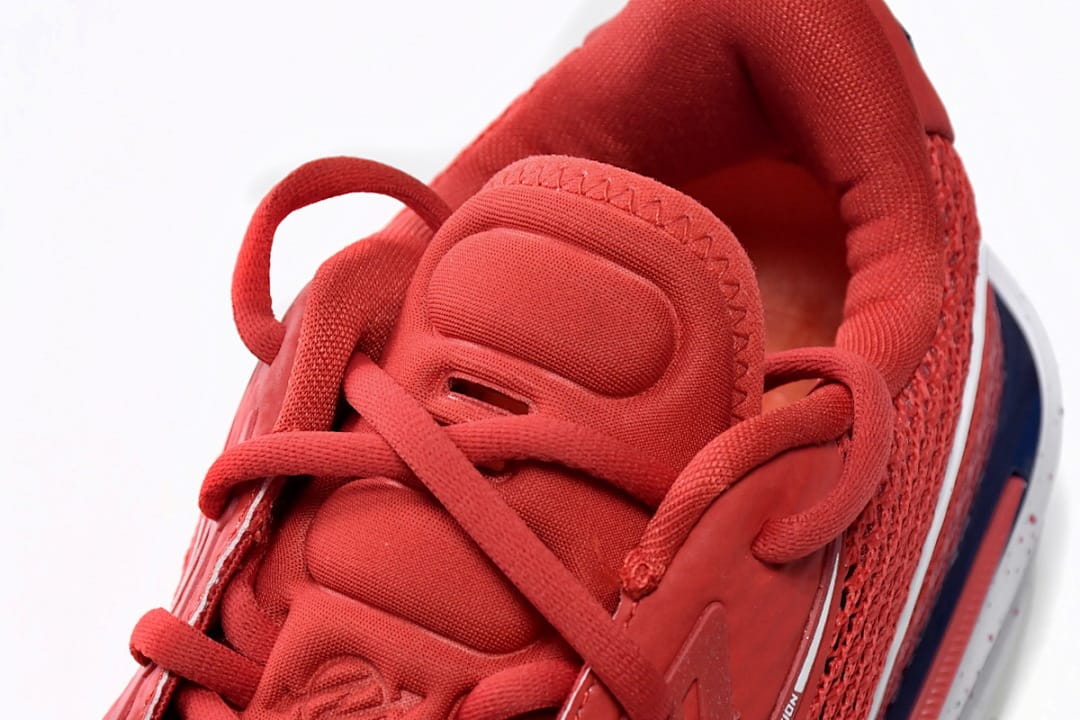 Nike Zoom G.T. Red