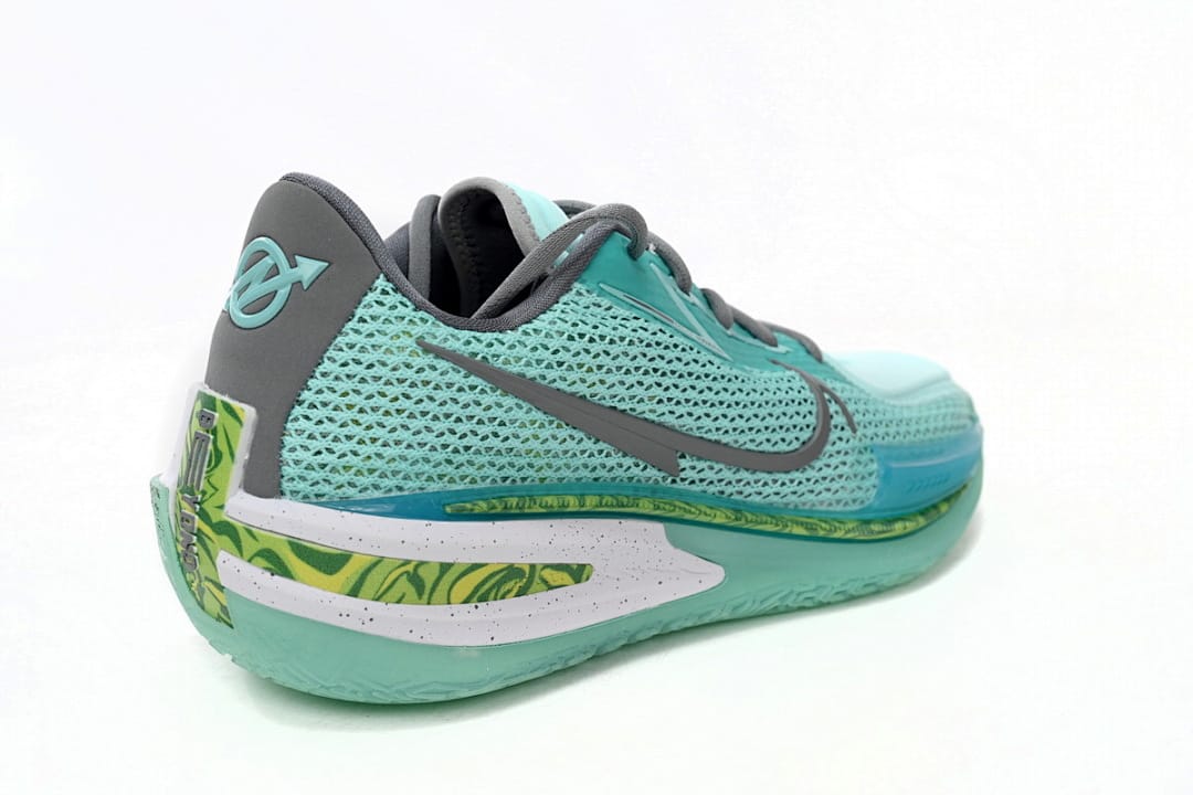Nike Zoom G.T. Green