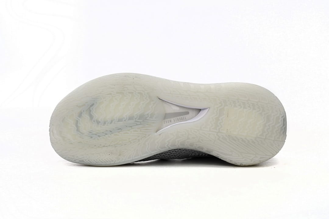 Nike Zoom G.T. Light Grey